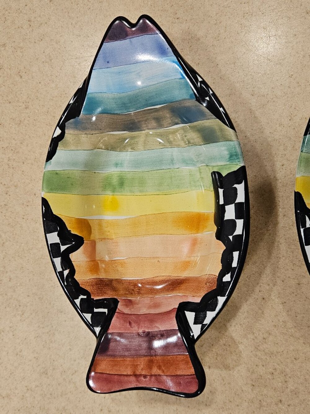 SET 2 MACKENZIE CHILDS RAINBOW FISH DISH CERAMIC DESSERT SALAD ACCENT PLATE BOWL - Picture 2 of 11